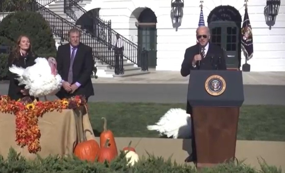 Президентът на САЩ Джо Байдън спази традицията в навечерието на